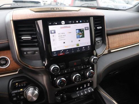 Used 2022 RAM 1500 Limited w/ Body Color Bumper Group image 15