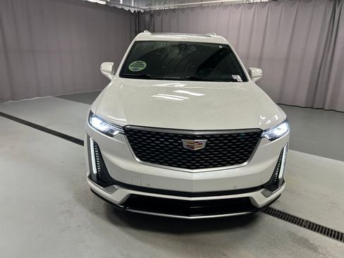 Used 2023 Cadillac XT6 Luxury image 2