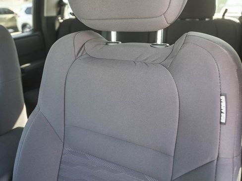 Used 2022 Nissan Frontier S w/ Technology Package RWD image 22