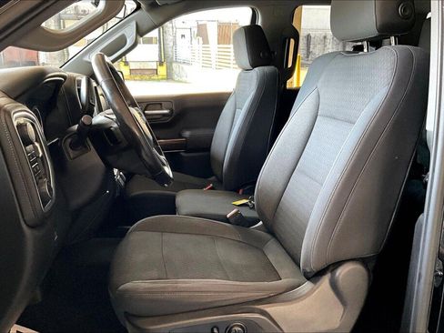 Used 2019 Chevrolet Silverado 1500 RST AWD/4WD image 14