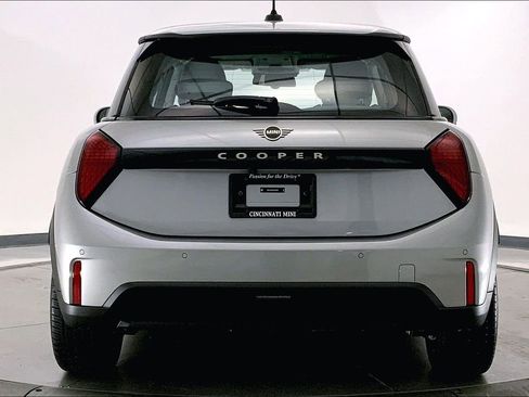 Used 2026 MINI Cooper 2-Door Hardtop FWD image 3