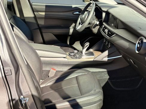 Used 2019 Alfa Romeo Stelvio Ti image 26