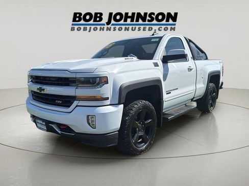 Used 2016 Chevrolet Silverado 1500 LT w/ LT Convenience Package AWD/4WD image 6