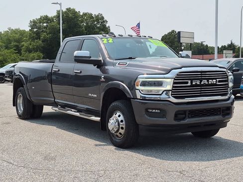 Used 2022 RAM 3500 Laramie AWD/4WD image 2