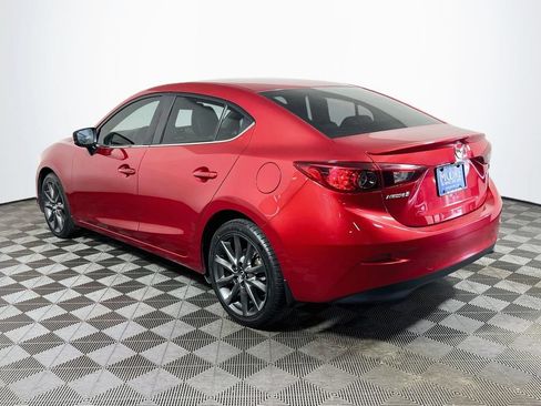 Used 2018 MAZDA MAZDA3 Touring FWD image 5