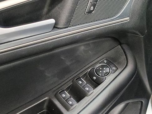 Used 2024 Ford Edge SEL image 27