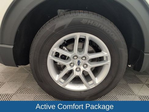 Certified 2025 Ford Explorer Active w/ Active Comfort Package image 18