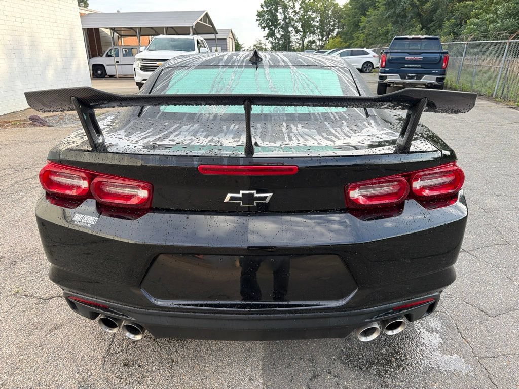 Used 2022 Chevrolet Camaro LT w/ Technology Package RWD image 3