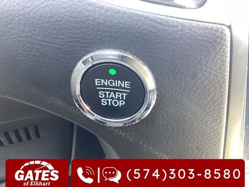 Used 2024 Ford Edge SEL image 23