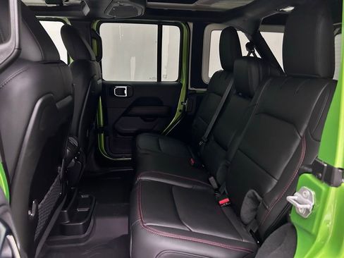 New 2025 Jeep Wrangler Unlimited Rubicon image 20