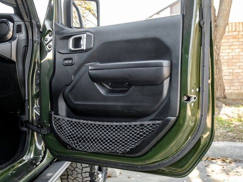 Used 2021 Jeep Wrangler Unlimited Sport image 56