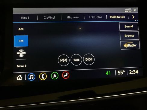 Used 2021 Buick Envision Avenir w/ Technology Package II image 17
