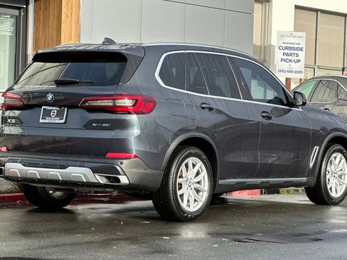 Used 2022 BMW X5 xDrive40i w/ Climate Comfort Package image 2
