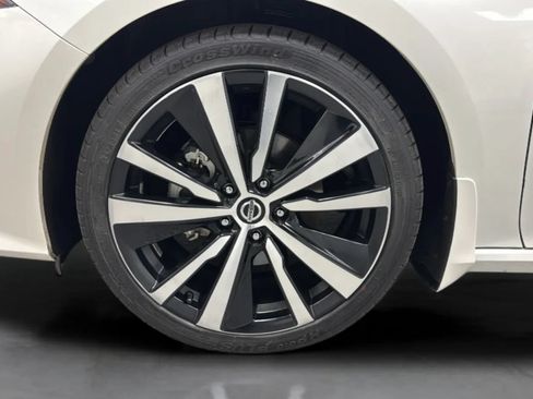 Used 2022 Nissan Altima 2.5 SR FWD image 25
