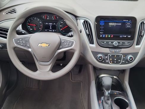 Used 2024 Chevrolet Malibu LT FWD image 21