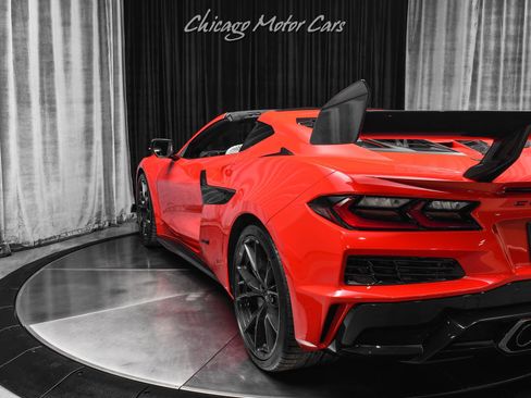 Used 2026 Chevrolet Corvette ZR1 w/ ZR1 Carbon Fiber Aero Package image 41