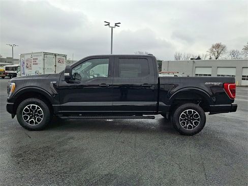 Used 2022 Ford F150 XLT w/ Equipment Group 302A High image 7