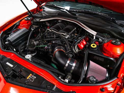 Used 2013 Chevrolet Camaro ZL1 RWD image 34