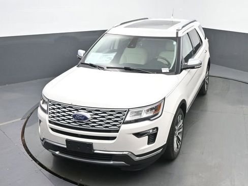 Used 2018 Ford Explorer Platinum AWD/4WD image 38