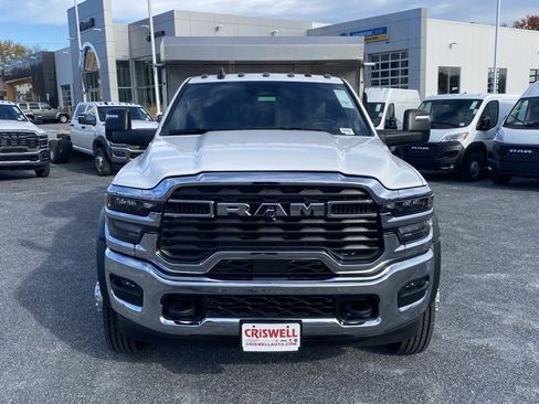 New 2026 RAM 5500 Tradesman w/ Chrome Appearance Group image 10