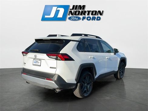 Used 2024 Toyota RAV4 Adventure image 3