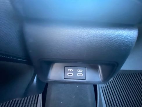 Used 2025 Toyota Corolla LE FWD image 25