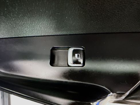 Used 2023 Kia K5 LXS image 31