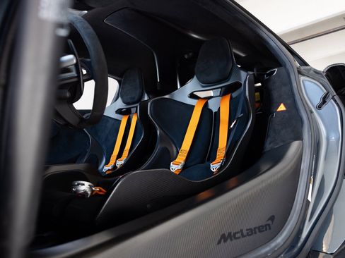 Used 2020 McLaren 620R RWD image 62