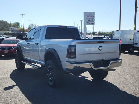 Used 2016 RAM 2500 Tradesman w/ Chrome Appearance Group AWD/4WD image 4