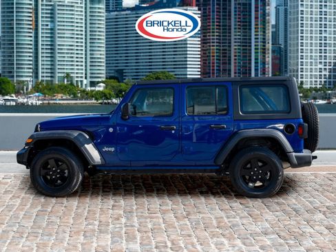 Used 2018 Jeep Wrangler Unlimited Sport image 7