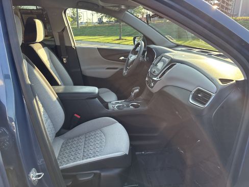 Used 2024 Chevrolet Equinox LS FWD image 24