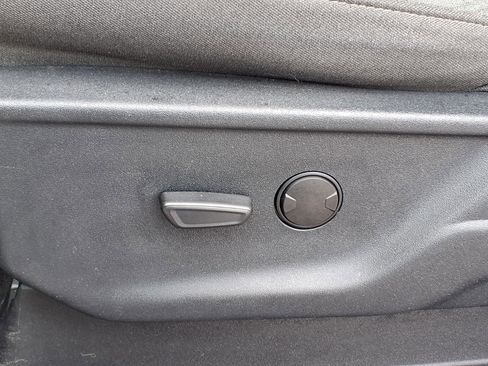 Used 2025 Ford F250 XLT image 4