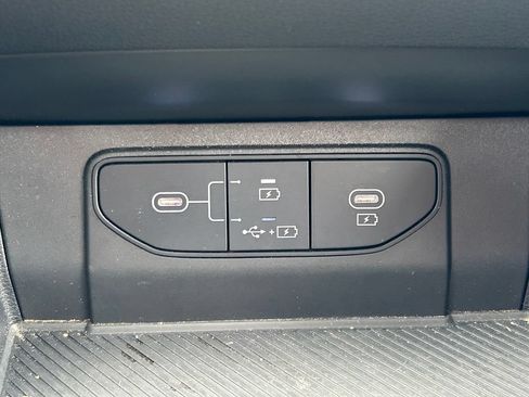 Used 2026 Kia Sportage LX FWD image 25