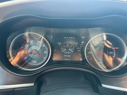 Used 2022 Dodge Charger SXT RWD image 9