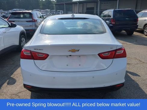 Used 2025 Chevrolet Malibu LT FWD image 3