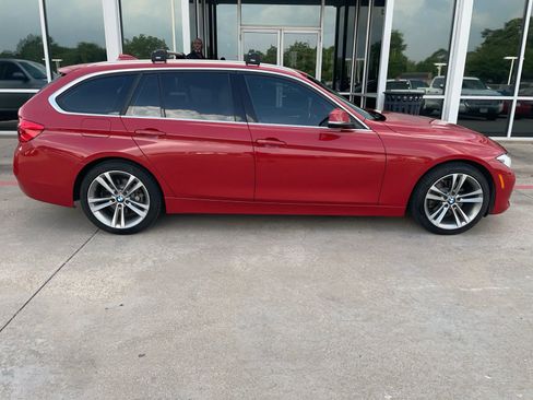 Used 2016 BMW 328i xDrive Wagon AWD/4WD image 6