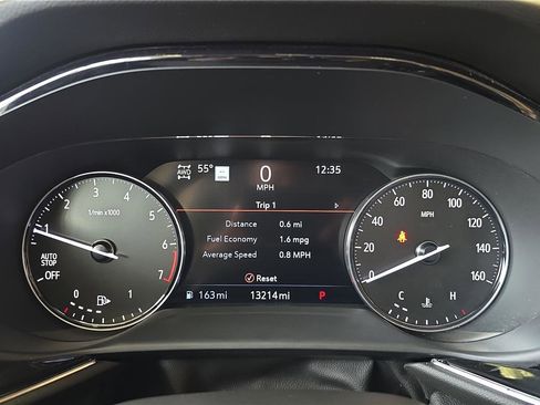 Used 2023 Buick Envision Avenir image 10