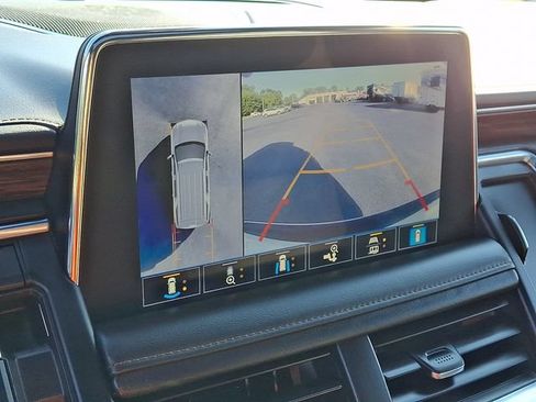 Used 2021 Chevrolet Tahoe High Country w/ Premium Package AWD/4WD image 4