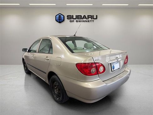 Used 2005 Toyota Corolla image 3