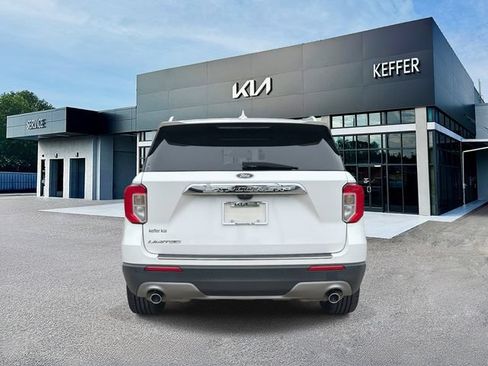 Used 2021 Ford Explorer Limited w/ Equipment Group 301A RWD image 7