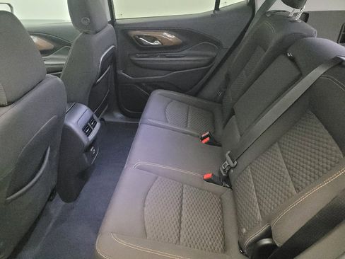 Used 2020 GMC Terrain SLE image 18