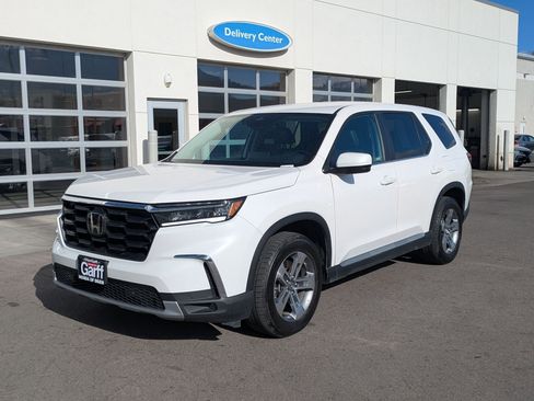Used 2023 Honda Pilot EX-L image 11
