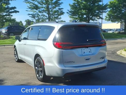 Used 2026 Chrysler Pacifica Limited w/ S Appearance Package AWD/4WD image 6