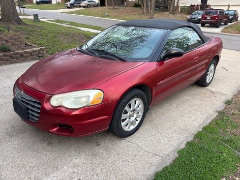 Used 2004 Chrysler Sebring GTC FWD image 12