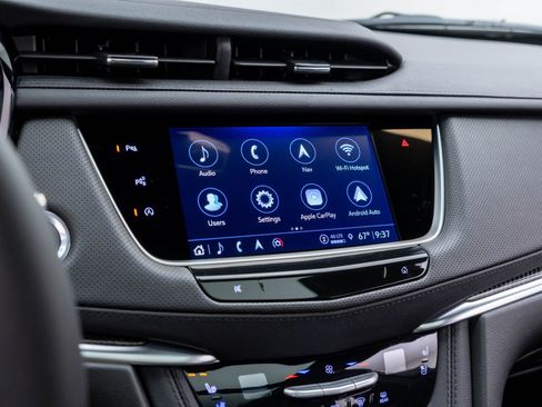 New 2026 Cadillac XT5 Sportv w/ LPO, Red Accent Package AWD/4WD image 23