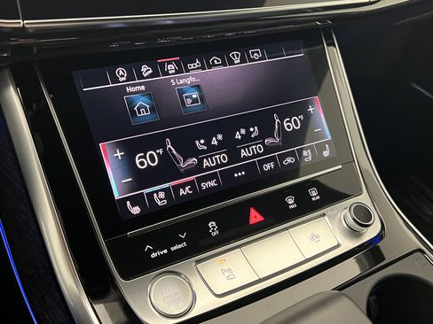 Used 2019 Audi Q8 Prestige w/ Interior Protection Package AWD/4WD image 32