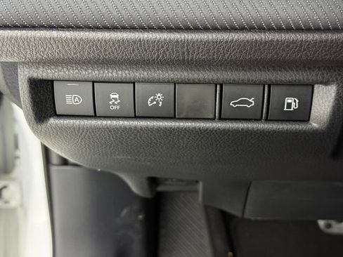 Used 2026 Toyota Camry SE w/ Convenience Package FWD image 14