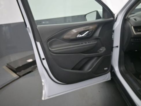Used 2023 GMC Terrain Denali w/ LPO, Floor Liner Package AWD/4WD image 12