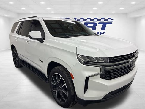 Used 2021 Chevrolet Tahoe RST image 3