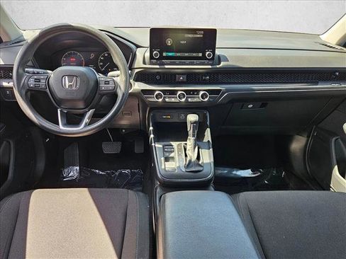 Used 2024 Honda CR-V LX image 17